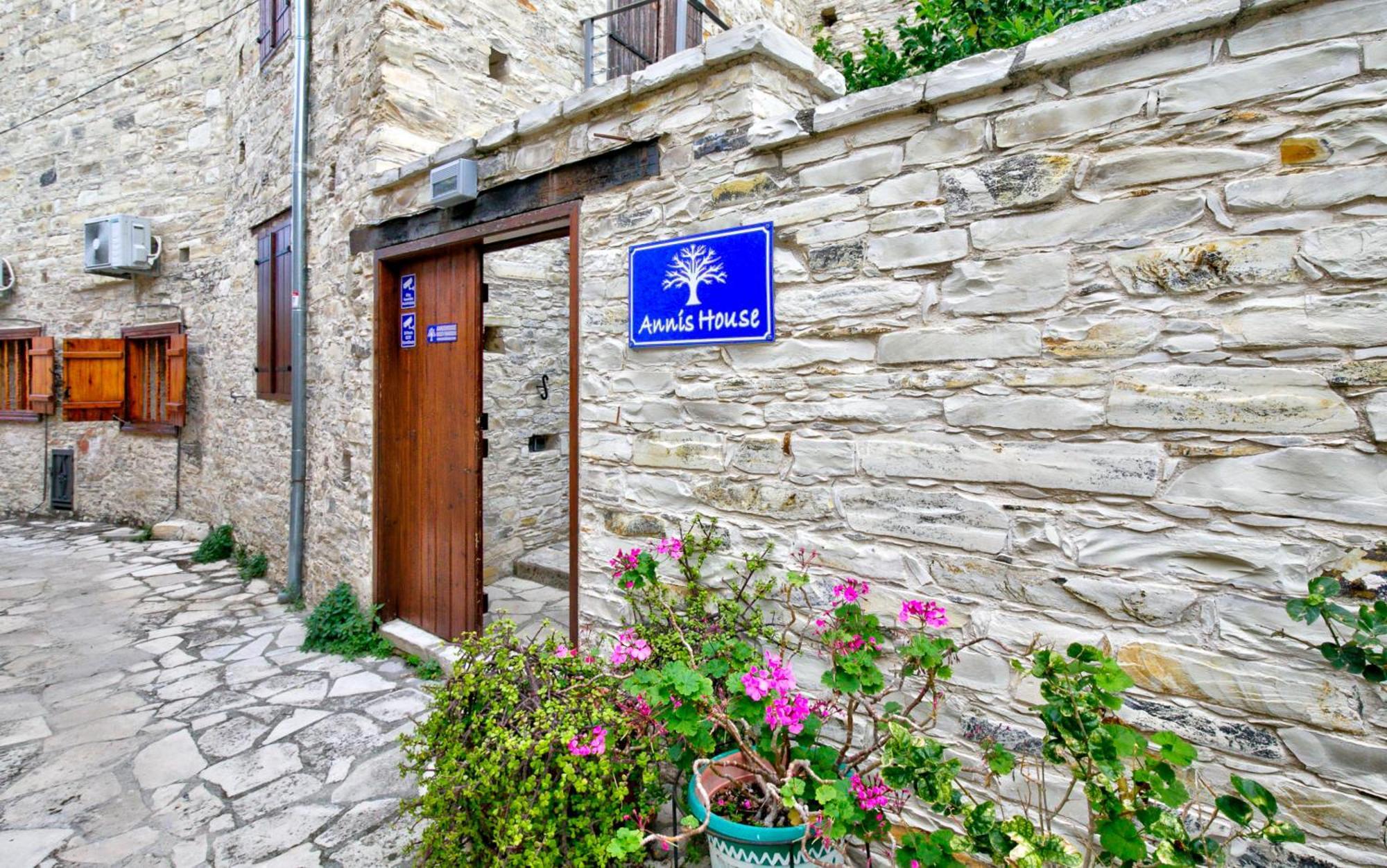Annis House Hotell Lefkara Eksteriør bilde